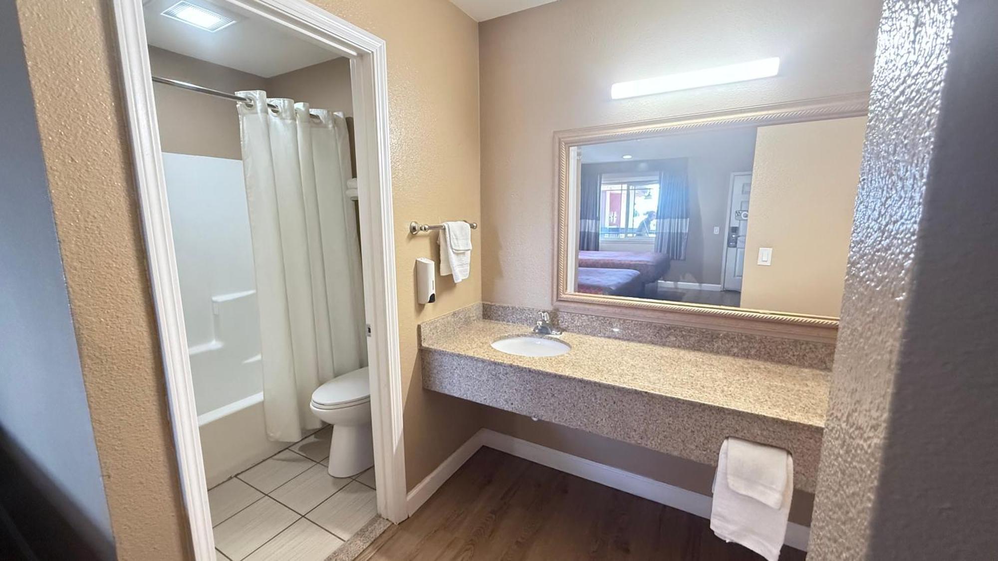 Valley Inn Watsonville Εξωτερικό φωτογραφία