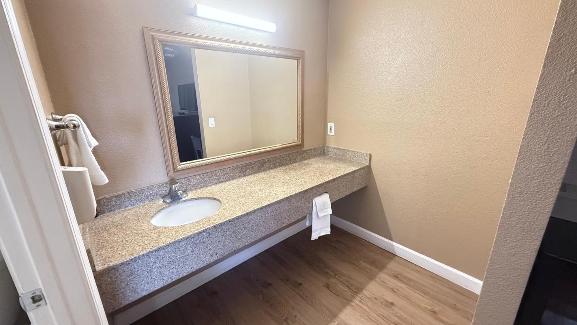Valley Inn Watsonville Εξωτερικό φωτογραφία