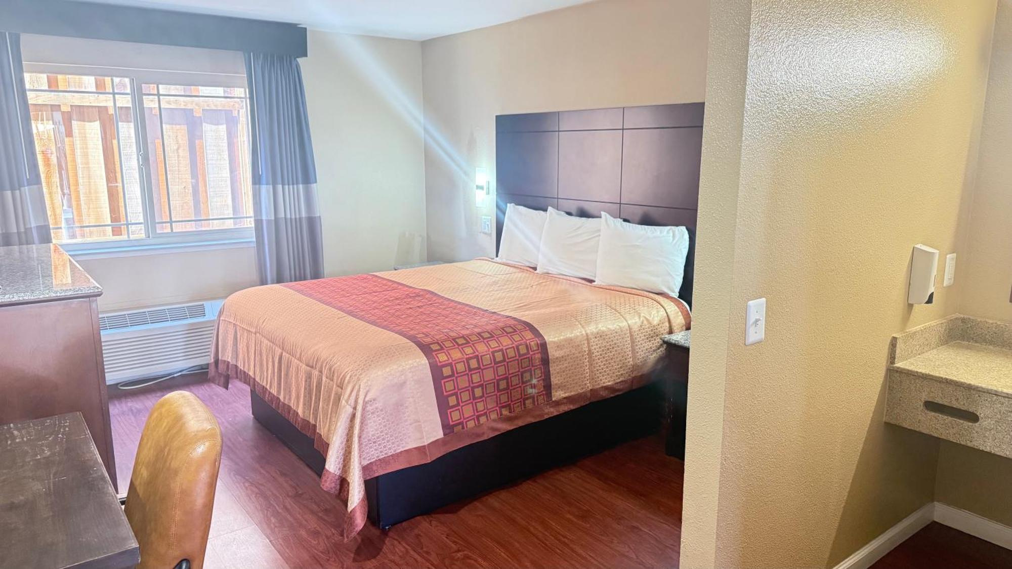 Valley Inn Watsonville Εξωτερικό φωτογραφία